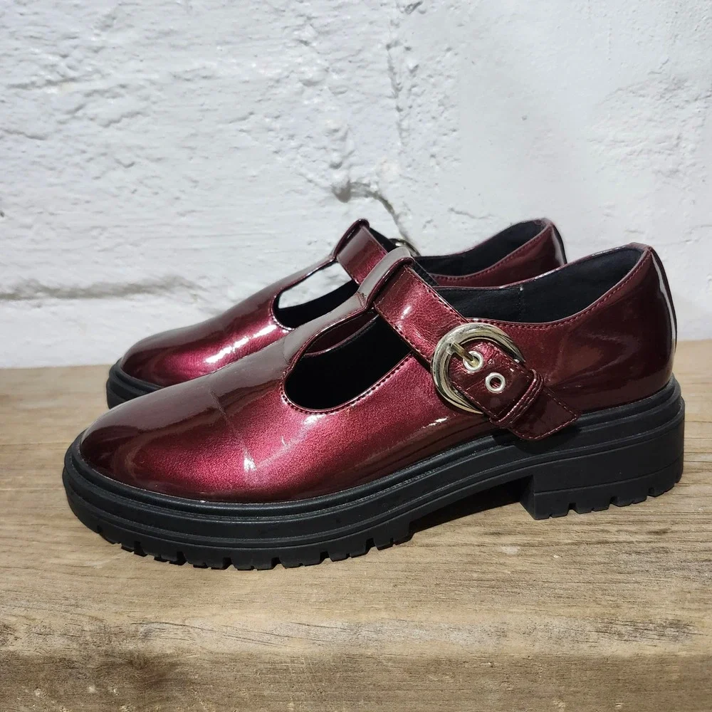 ZBY Burgundy Metallic Patent T-Strap Lug Sole Mary Jane Platform Shoe Women Sz 9